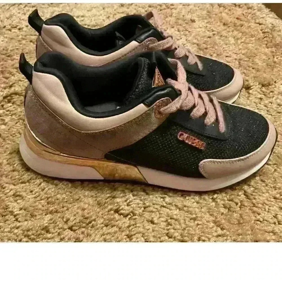 Guess Marilyn Mesh Glitter Sneaker Size 7 - Picture 4 of 8
